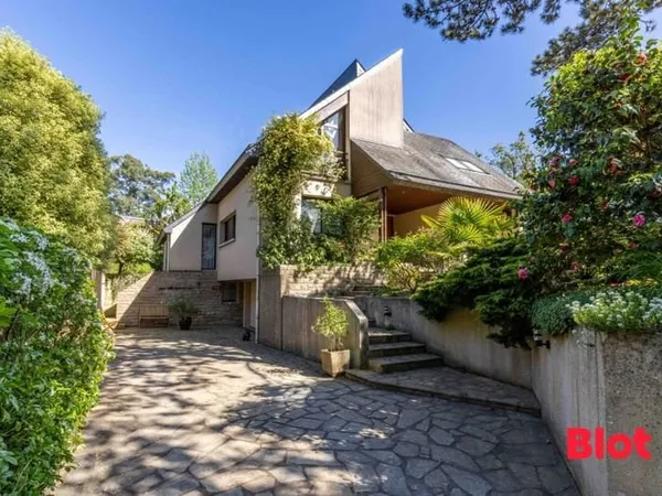 A VENDRE MAISON SAINT GREGOIRE 9 pièces 230 m²