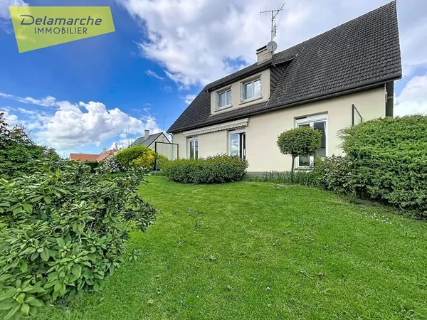 EXCLUSIVITE - Maison - 4 chambres - Sous-sol complet - Jardin - Grandparigny (50600)