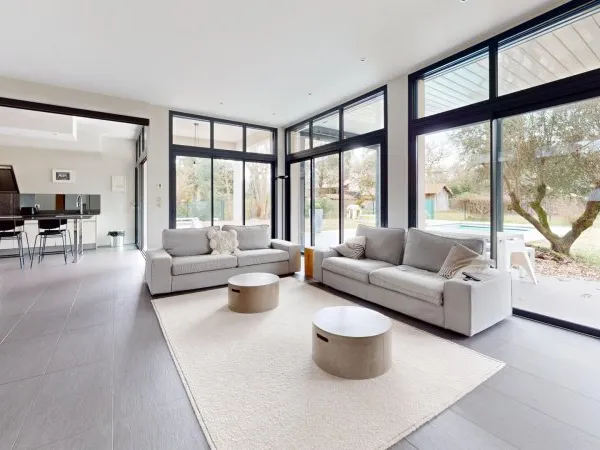 Maison d'architecte 250 m2 avec piscine et garage