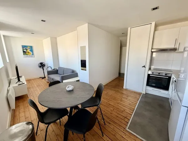 ARCOLE, T2 meublé de 40m2