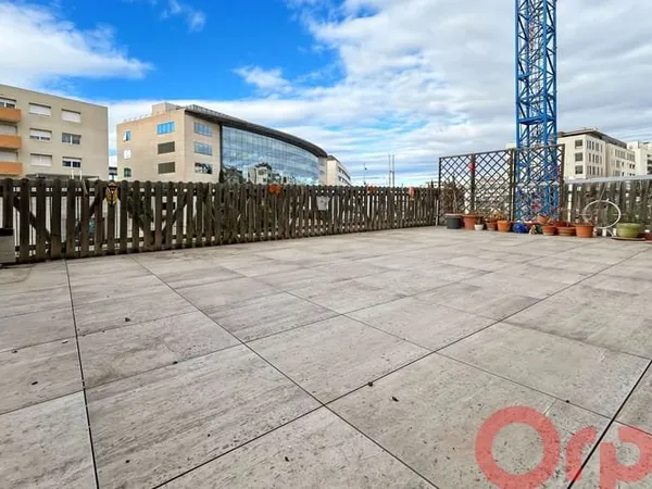 Appartement 2 pièces 85 m²