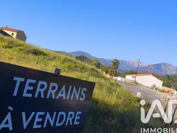 Terrain 392 m²