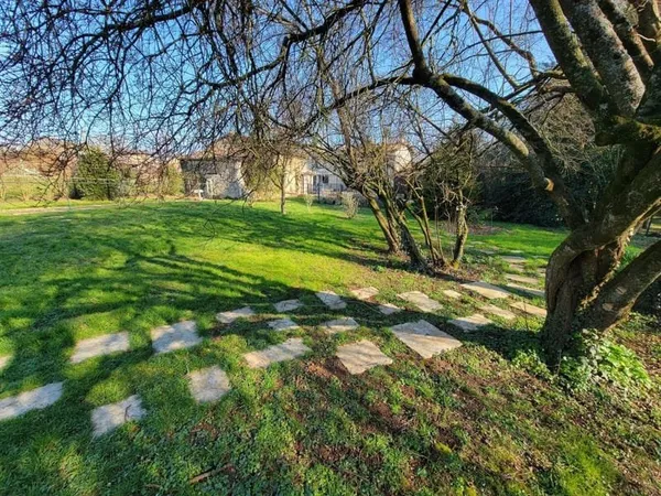 Maison avec dépendance 8 pièces