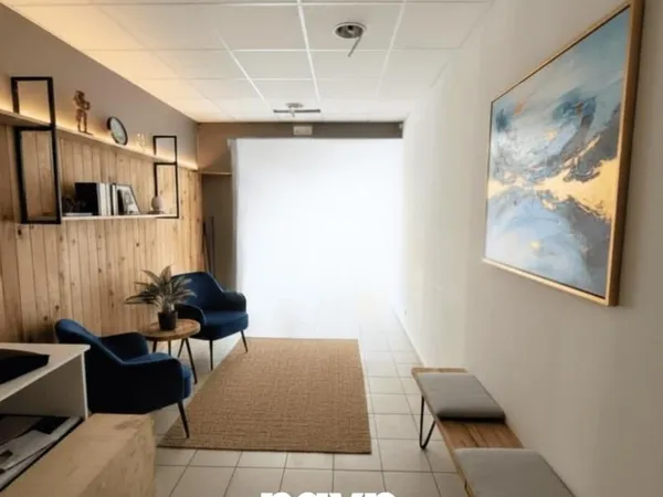 Local commercial 90 m²