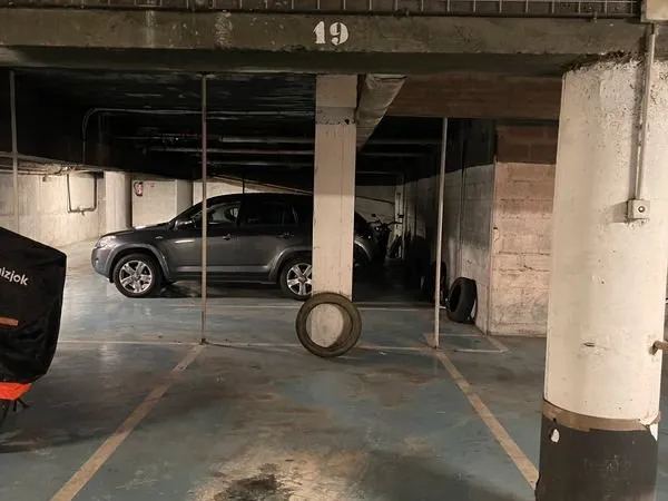 Place de parking Asnières sur seine