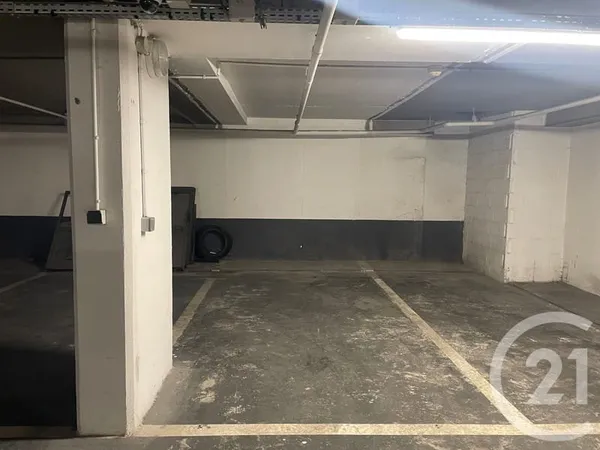 Parking 11 m²