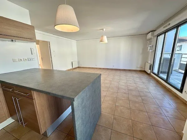 A LOUER - T3 DE 66,20M2 - PROXIMITE PART-DIEU RUE MAURICE FLANDIN LYON 3EME