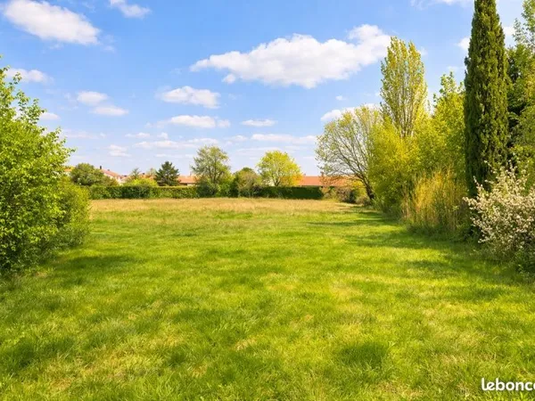 Terrain à bâtir 1076 m² - Fontenilles