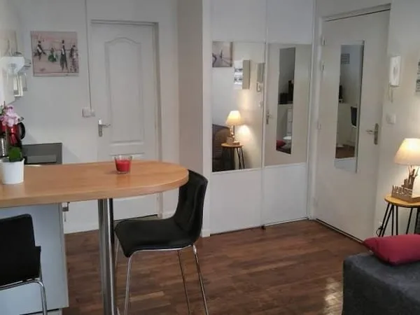 Studio 1 pièce 20 m²