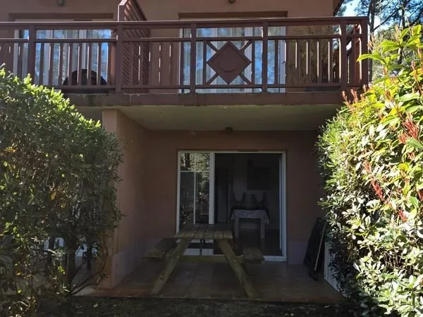 Appartement T2 piscine