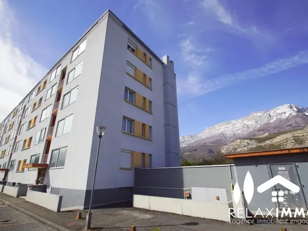 T3 LUMINEUX & TRAVERSANT RÉNOVATION ÉNERGÉTIQUE FAITE PO