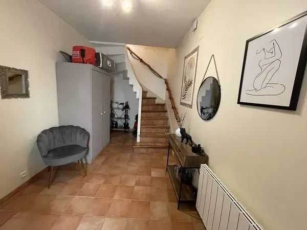 Charmante maison de village avec petite cour
