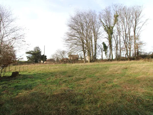 Terrain à bâtir de 1825 m2