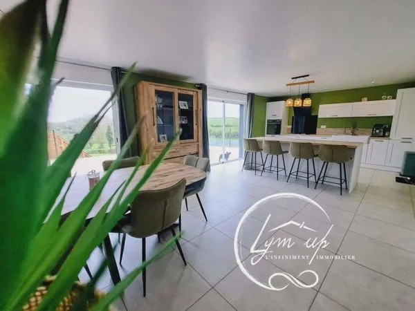 Maison 7 pièces 132 m²