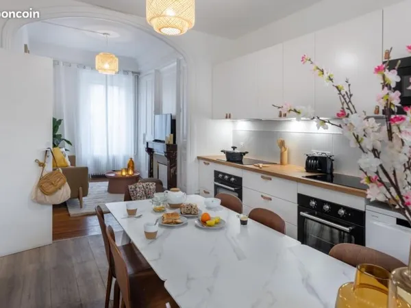 Maison 9 pièces 201 m²