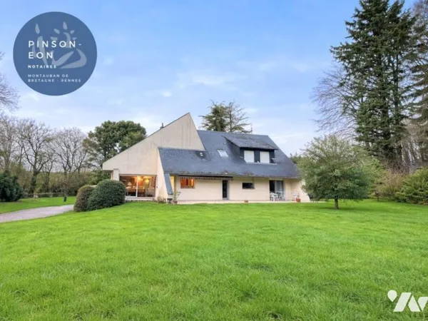 Maison 7 pièces 252 m²