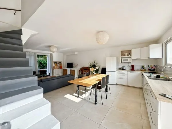 Mieux qu'un appartement, une maison!