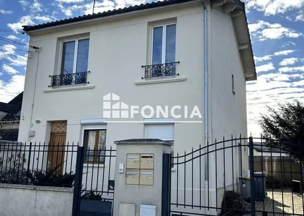 VILLEPARISIS- PROCHE GARE- IMMEUBLE DE 3 APPARTEMENTS