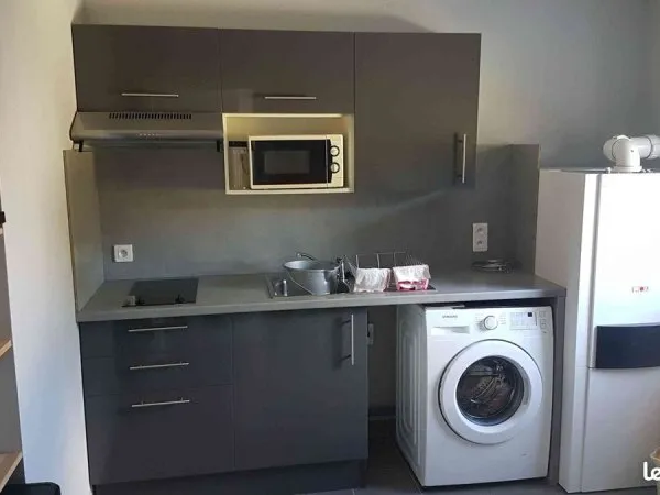 Chambre meublée 13m²