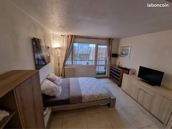 Studio meublé tout compris. A 10 min du centre ville de Genève
