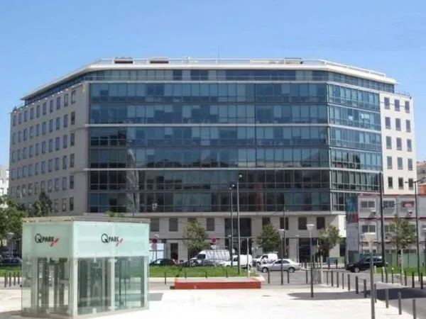 Bureaux 2 pièces 1010 m²