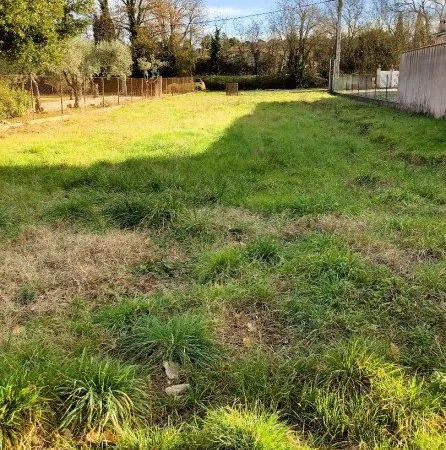 Terrain constructible 767 m²