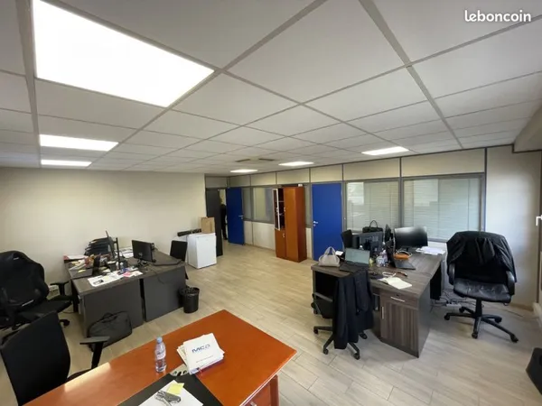 Bureaux 419 m² Sèvres