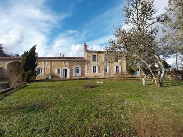 Maison Landiras 4 pièce(s) 207 m2