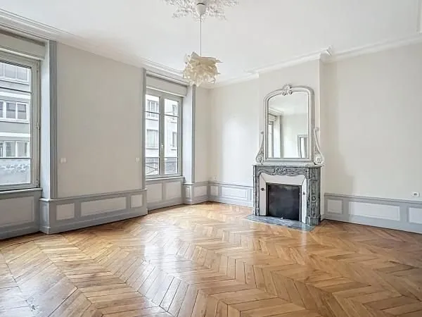 Appartement 4 pièces 118 m²