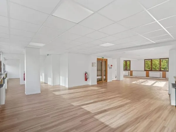 Bureaux 135 m²