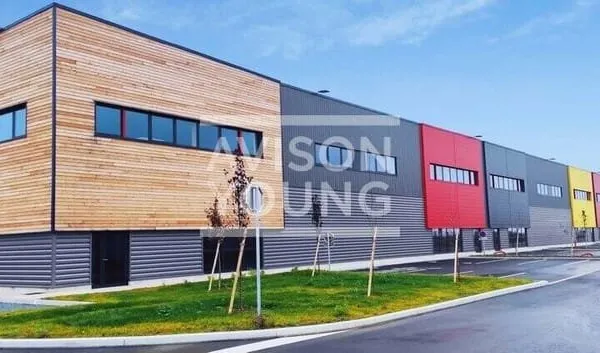 Local d'activité 4635 m²