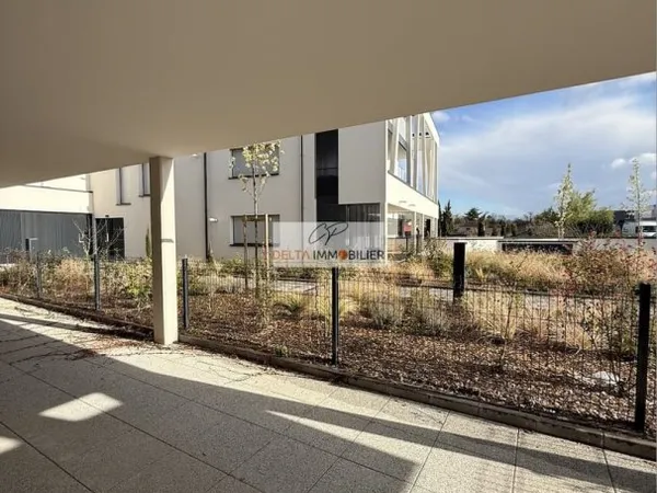 T3 SAINT LOUIS avec grande terrasse SUD