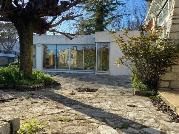Appartement 4 pièces 170 m²