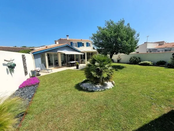DOLUS D'OLERON (17), Superbe demeure contemporaine 11 pièces 236m² dont 191m² habitable terrain clos
