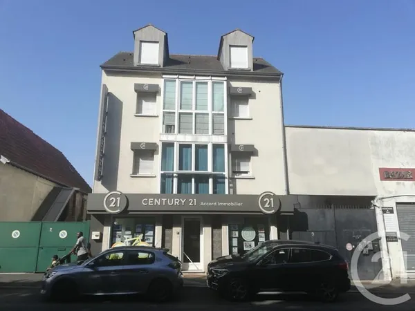 Bâtiment 2 pièces 135 m²