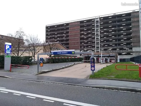 Investissement parking - Revenus immédiats, loué 48 mois, secteur gare Wodli