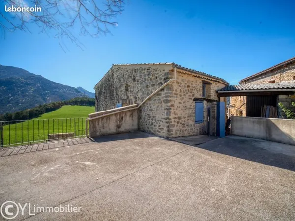 Maison en pierre