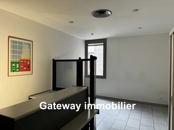 PLATEAUX DE BUREAUX 87,5m2 CLERMONT-FERRAND