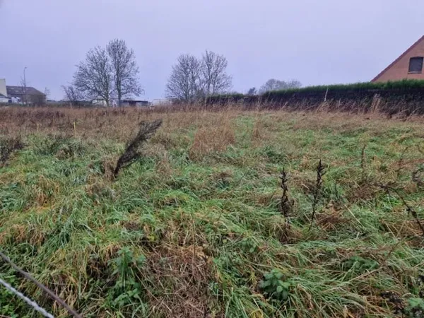 Terrain 415 m²