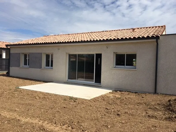 PP T4 avec garage non mitoyen proche commodités