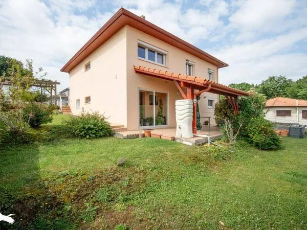 Maison 5 pièces 120 m²