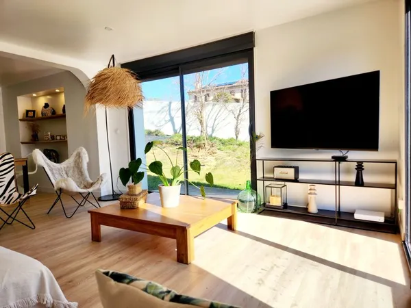 Loue maison meublée avec piscine 4 chambres 15min de Toulouse