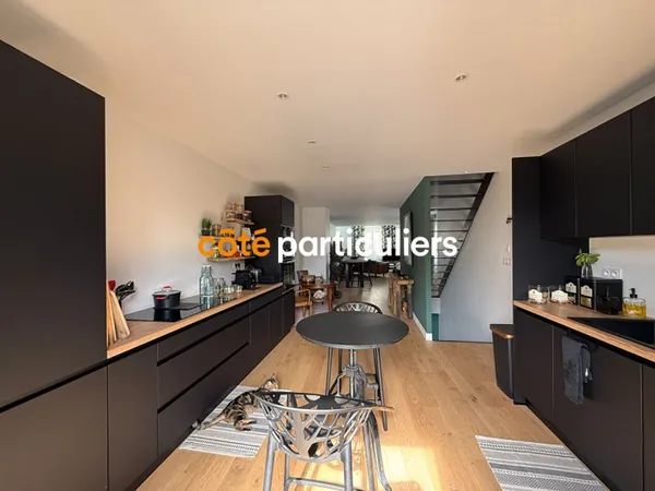 Maison pleine de charme à Saint-Méloir - 172m²