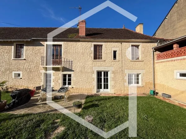 Maison 9 pièces 218 m²