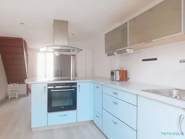 Duplex T4 de 132M² traversant avec terrasse