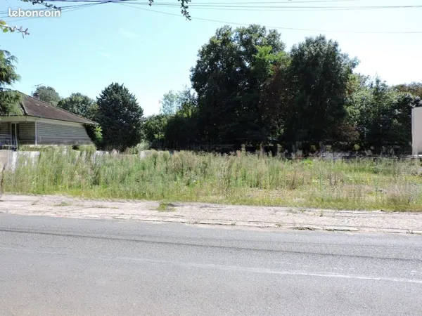 Terrain 1271 m² Gouvernes