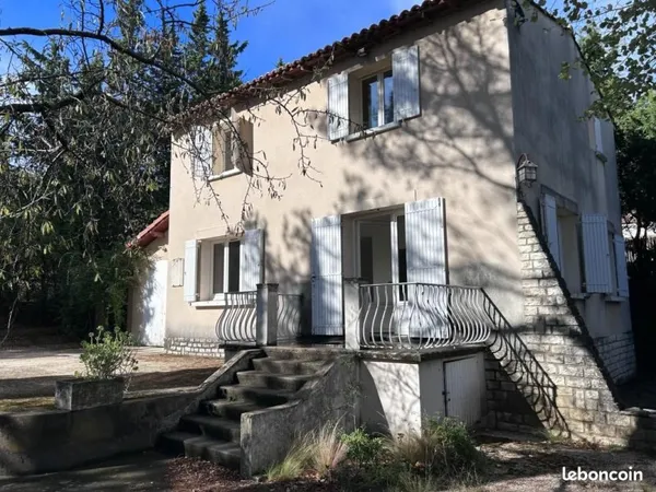 LES ANGLES - MAISON T4 DE 109.80M² AVEC JARDIN ET GARAGE