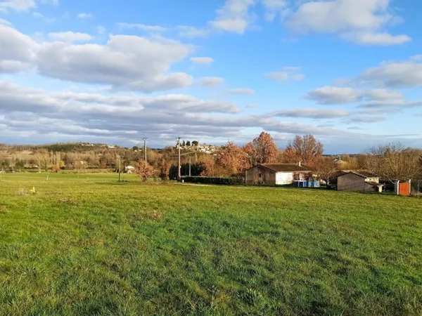 Terrain à bâtir - borné viabilisé - plat - 2852m2