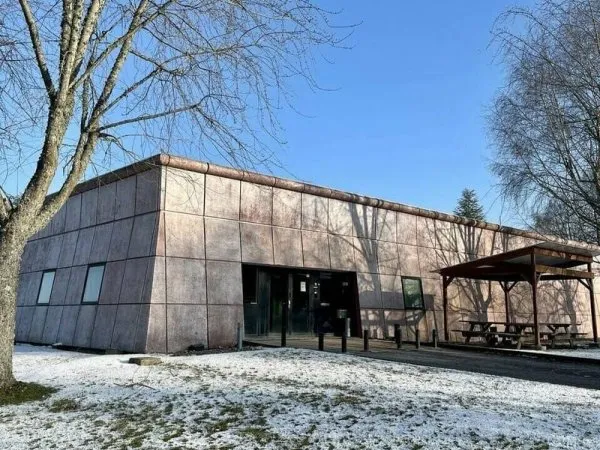 Local d'activité 1685 m²