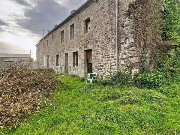 Maison à vendre à HENON - Un potentiel à exploiter !